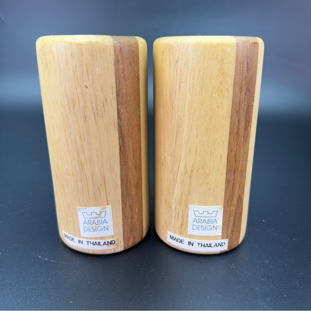NWT Vintage 1980’s Arabia Design 
2 Tone Wood Salt and Pepper Shakers
